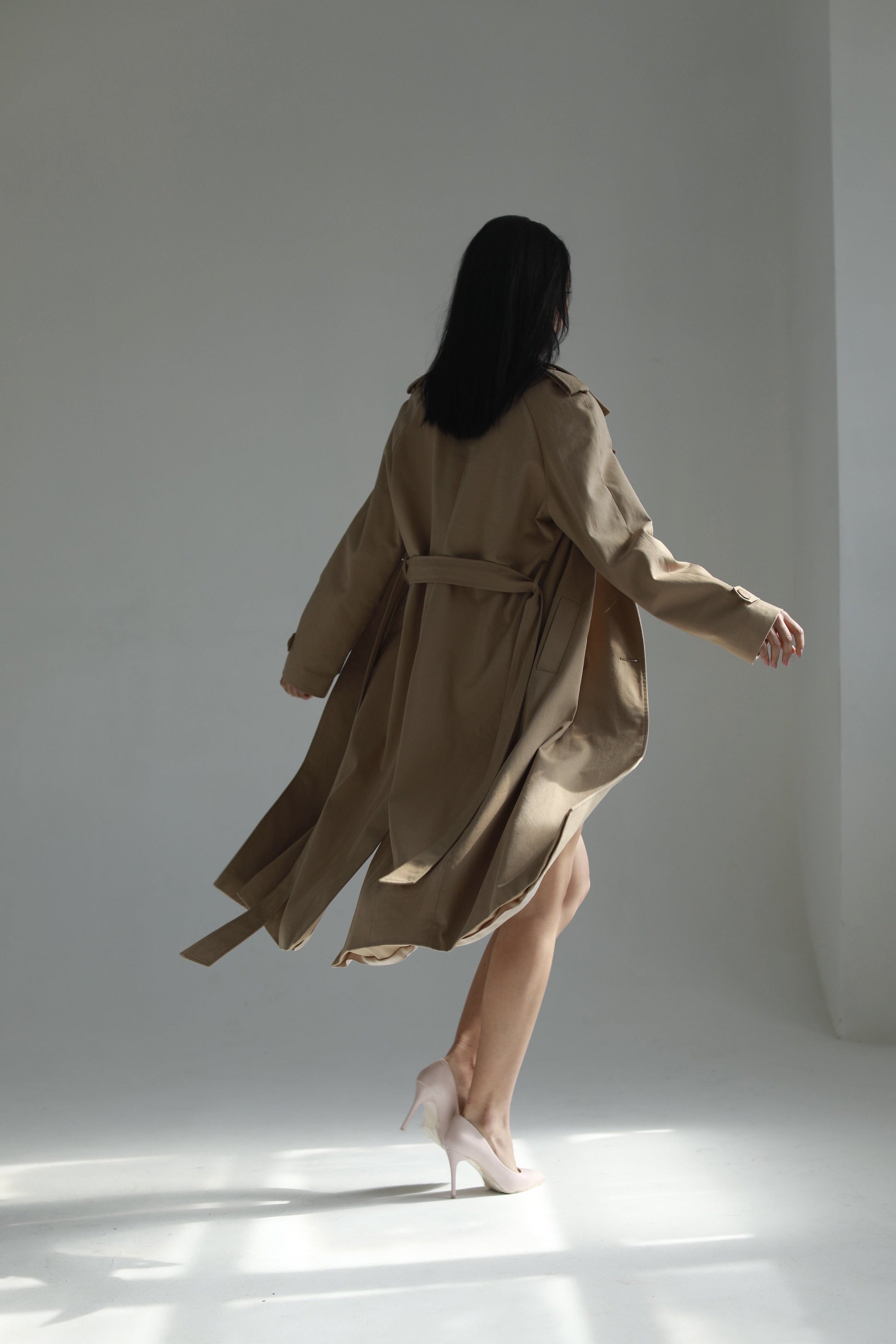 Elegant trench coat camel beige - AIYM Timeless Fashion