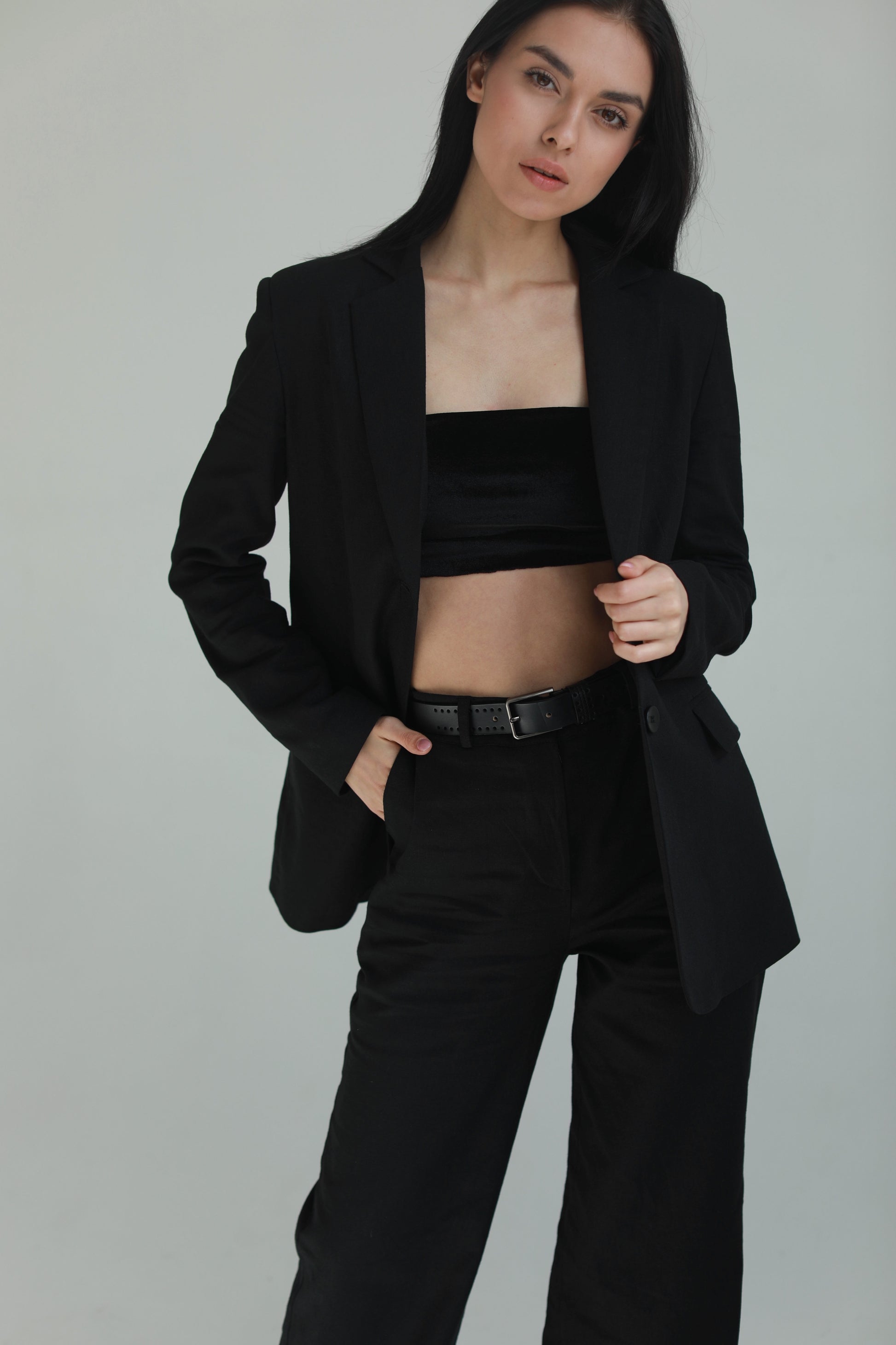 Elegant handmade linen blazer black - AIYM Timeless Fashion